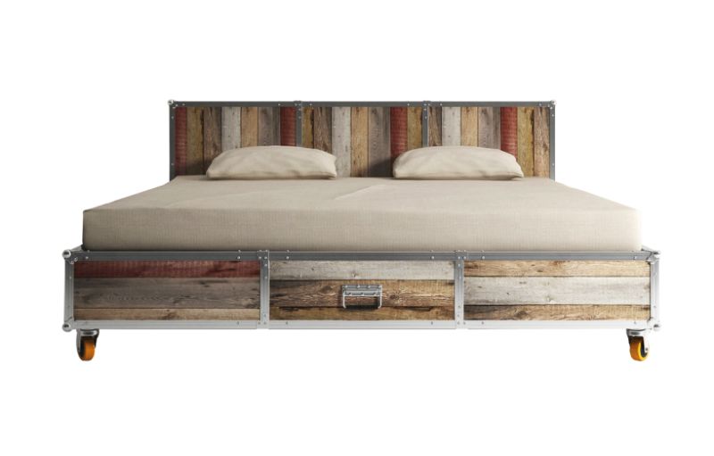 Roadie Storage bed by Karpenter
