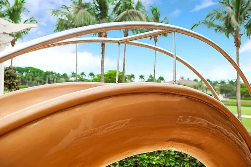 SplinterWorks’ sculptural pool slides bring unlimited fun to your home