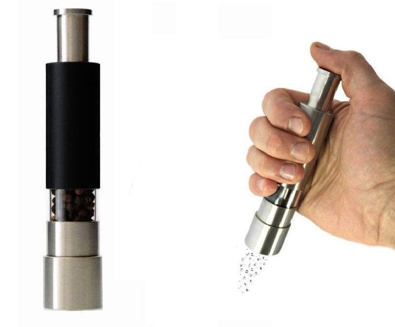 Black pepper grinding machine