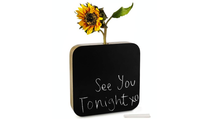 15 Unique Flower Vase Designs For Any Space In Pictures