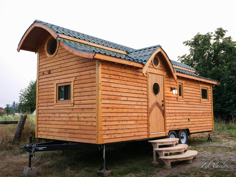 Damselfly tiny house on wheels by Zyl Vardos