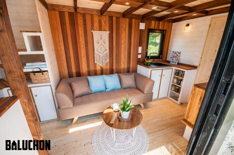 Ostara tiny house by Baluchon features two-leaf glass door