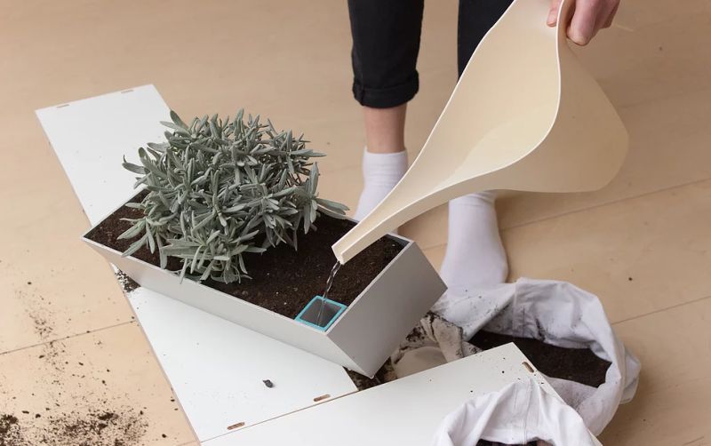 Stairs to Green planters with hydrate system