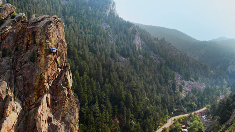 Cliffside shop is the world’s remotest pop-up store mounted on Bastille Wall, Colorado