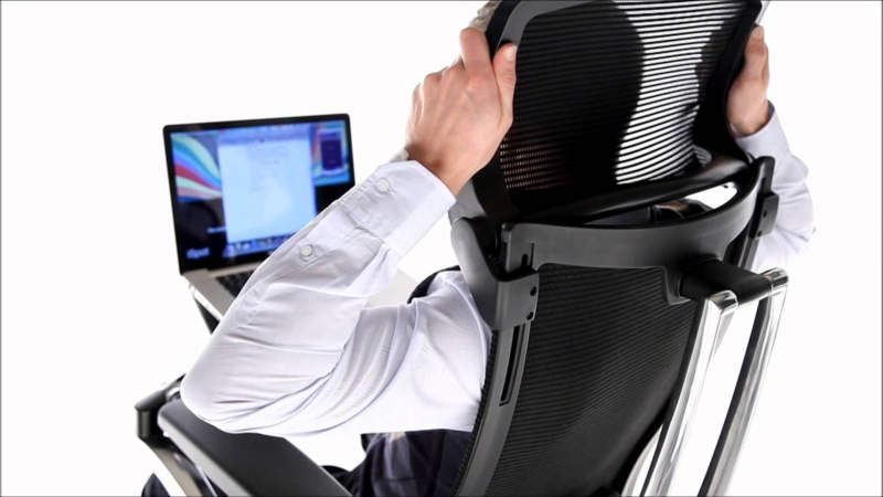 mPosition workstation has adjustable points to fine-tune seating position during work