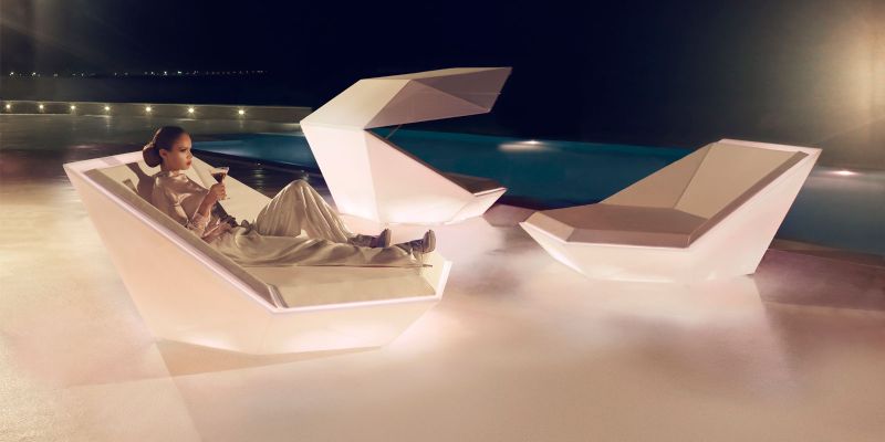 Illuminated faz outdoor daybed by Vondom