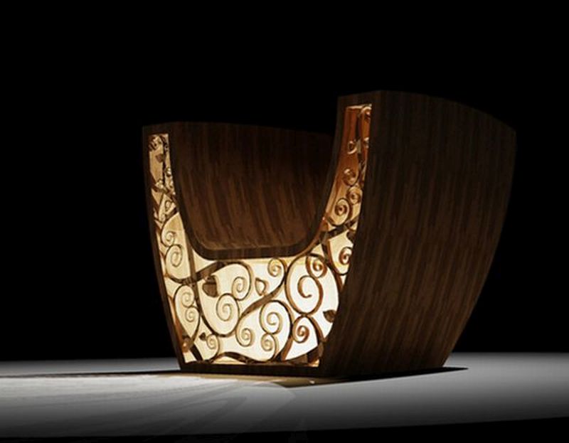 Wooden chair by Valuma