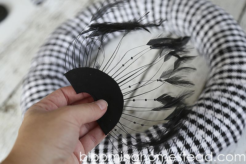 Funky Fabric wreath DIY