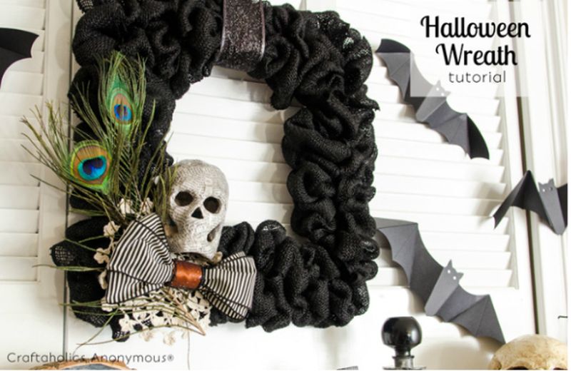 Square Halloween burlap wreath