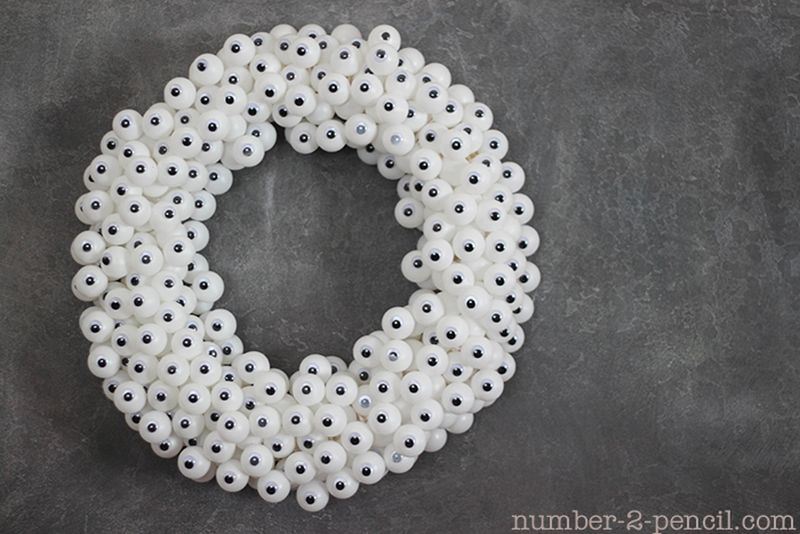 Googly-eyed wreath