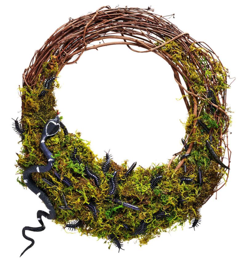 Creepy-Crawly Bug Halloween Wreath