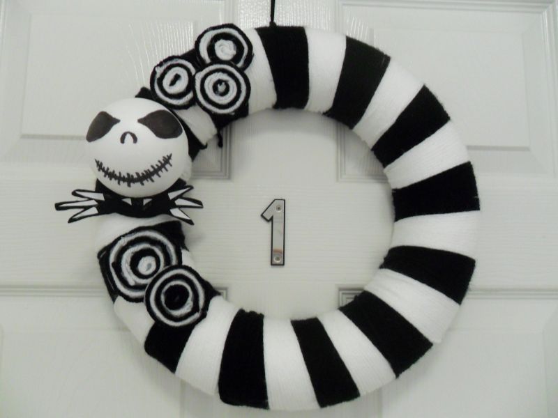 DIY Nightmare Before Christmas Halloween Wreath