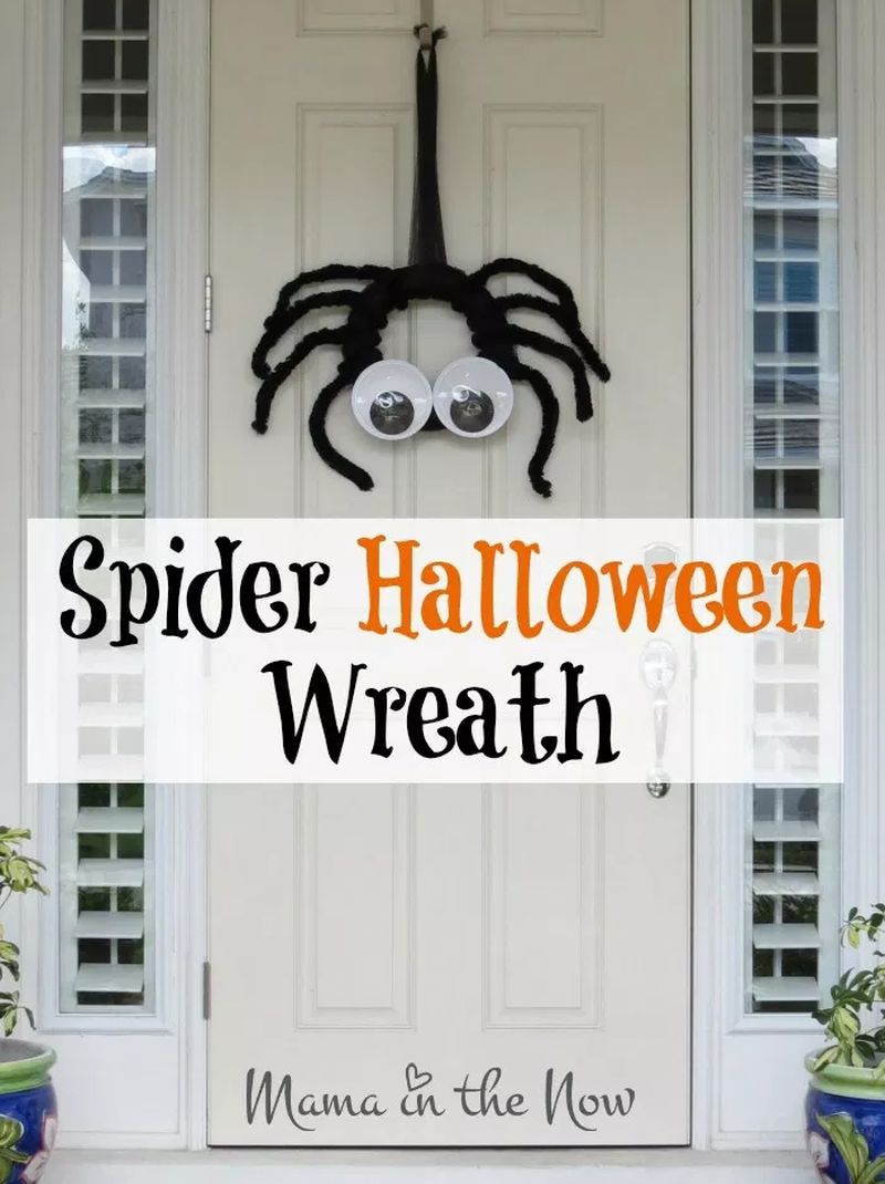 Googly Eyed Spider Wreath