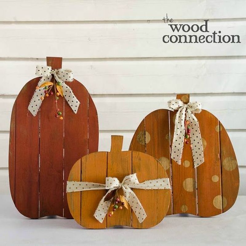 Pallet Halloween pumpkin