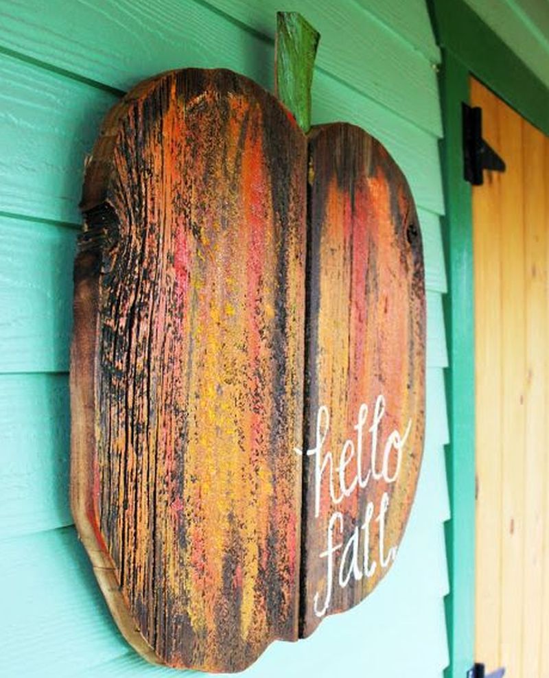 Pallet Halloween Pumpkin