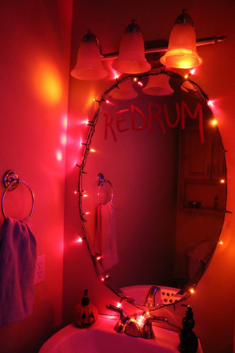 Bathroom Halloween decoration ideas