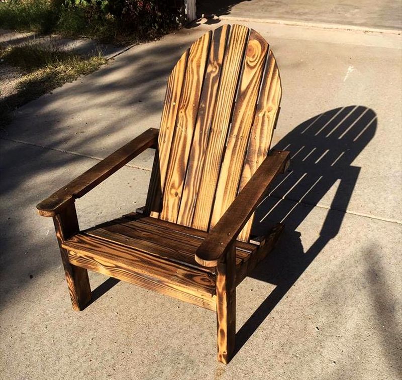 Halloween pallet Chair