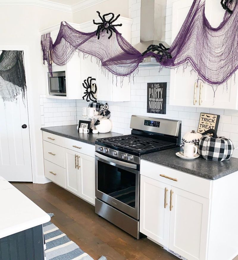 Kitchen Halloween decoration ideas
