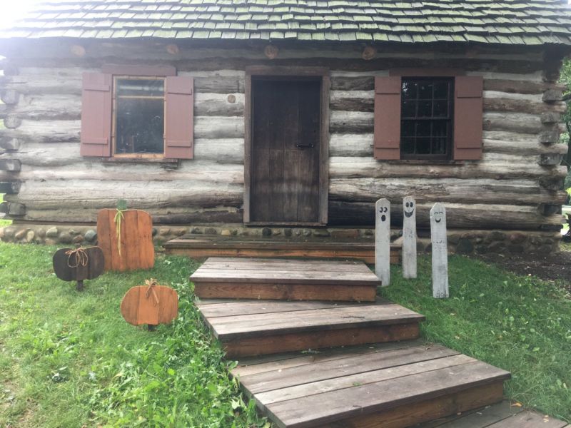 Pallet wood Halloween Ghosts