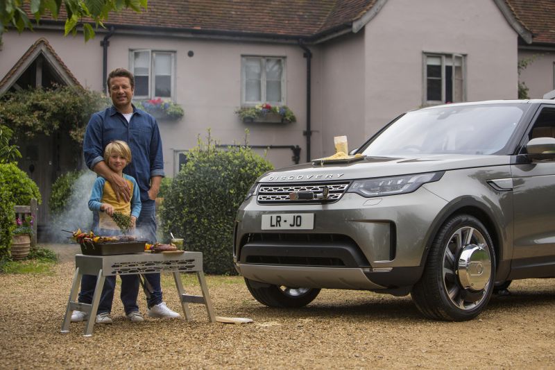 kitchen on wheels - Land Rover Discovery for Jamie Oliver