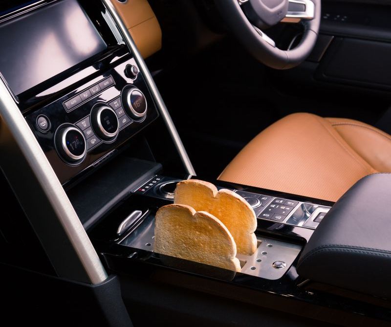 kitchen on wheels - Land Rover Discovery for Jamie Oliver