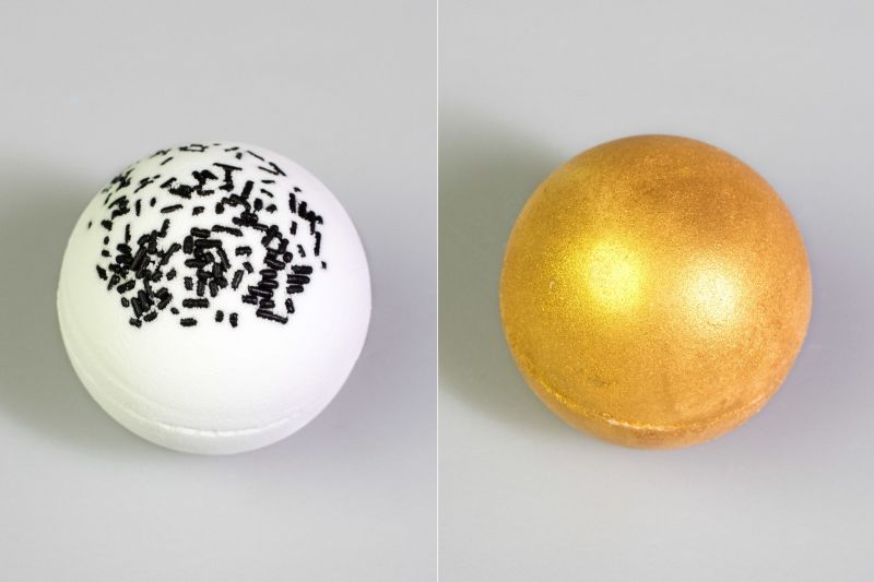 Da Bomb fizzers bath bombs