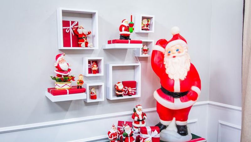 Display your favorite things and collectibles