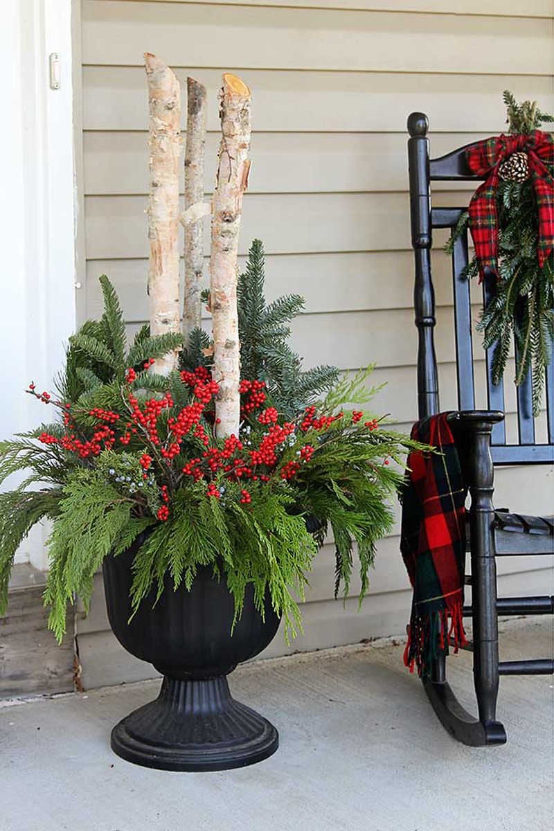 Use plants, flowers, and other natural items for Christmas decoration