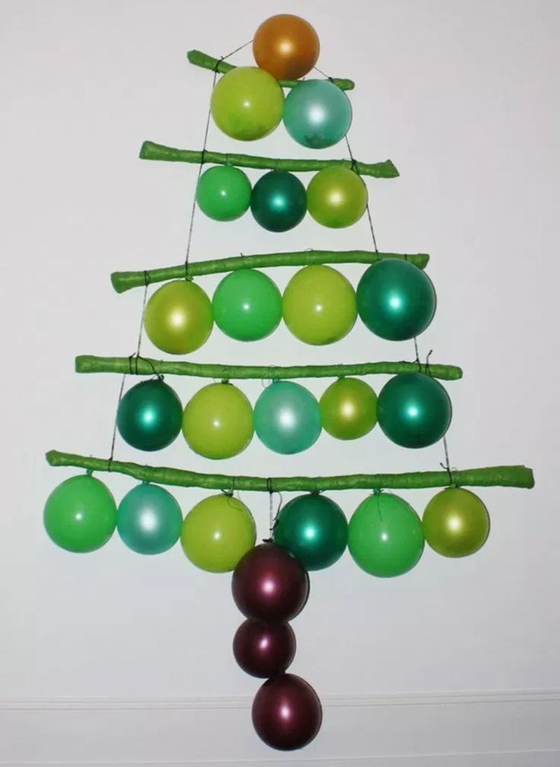 Balloon Christmas Tree