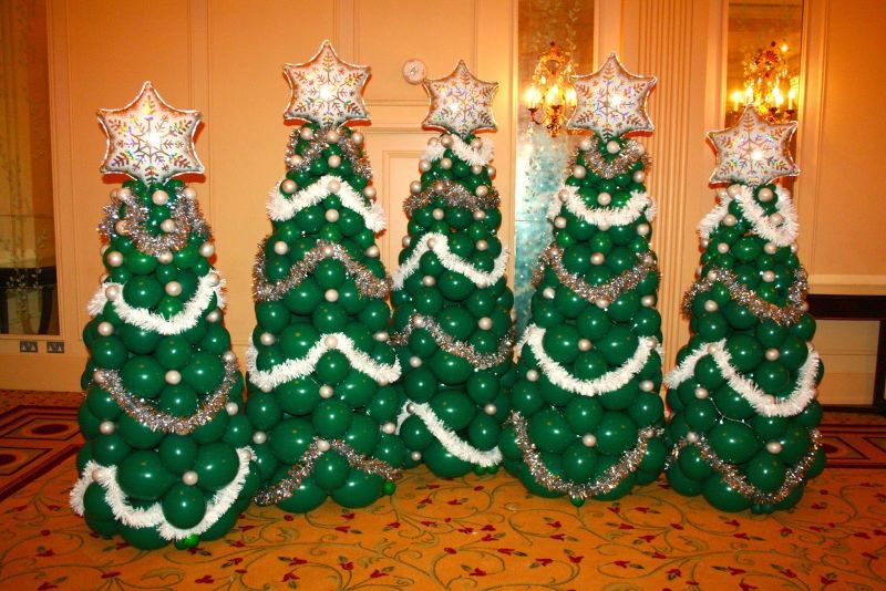 Balloon Christmas Tree