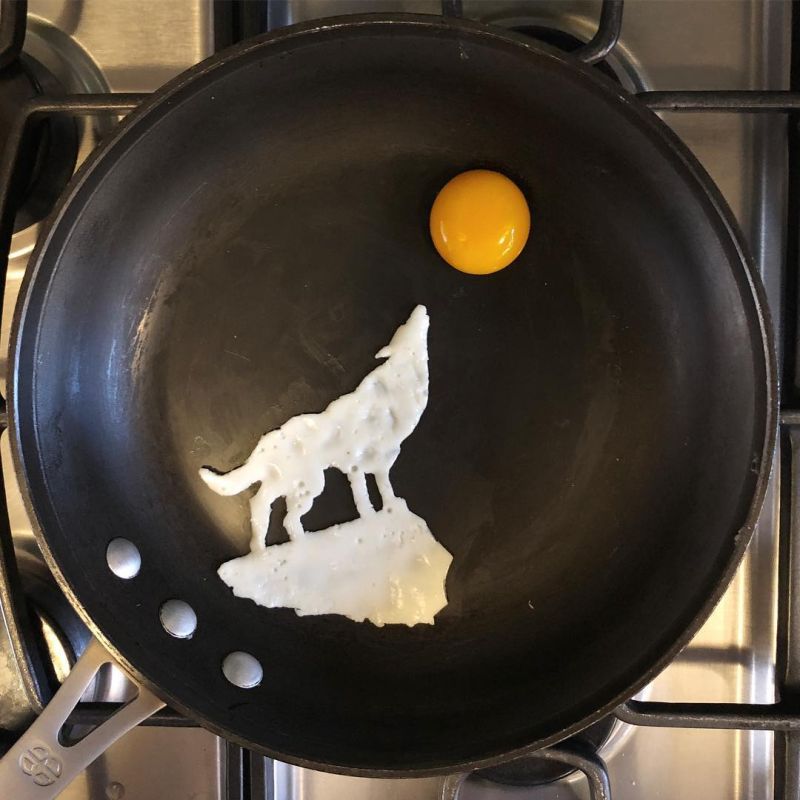 fried egg arts by Michele Baldini