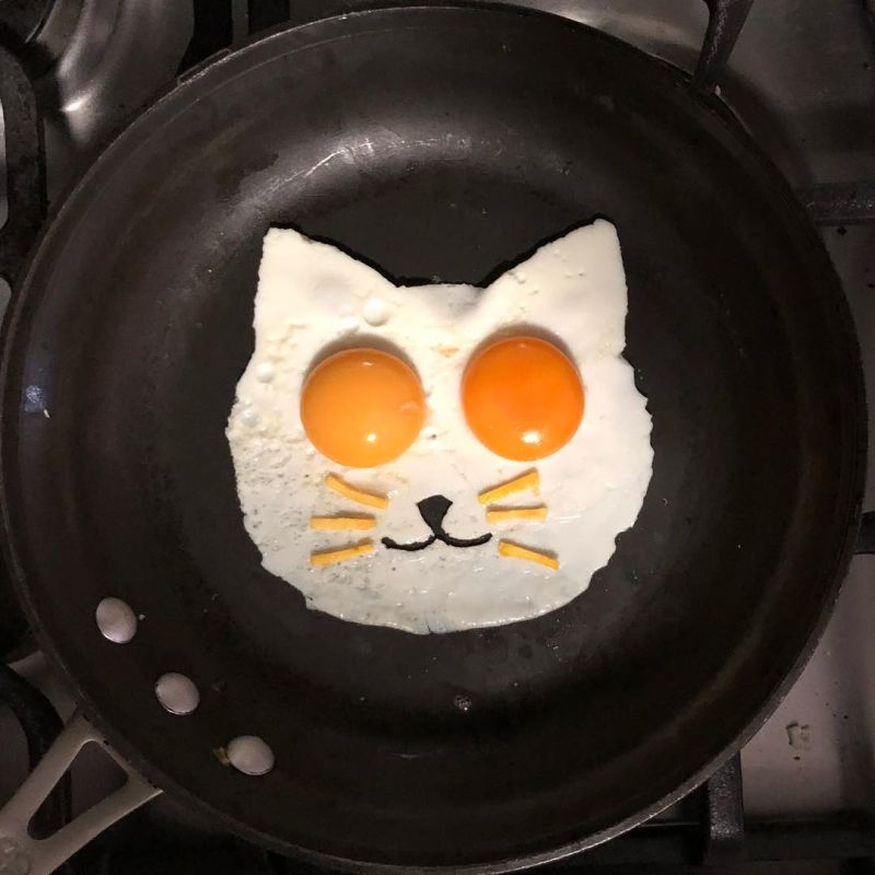 fried egg arts by Michele Baldini