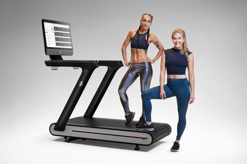 Peloton debuts a pricey internet-connected treadmill at CES 2018 