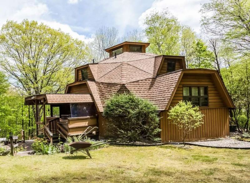 This Milford home with geodesic dome is energy-efficient and perfect!