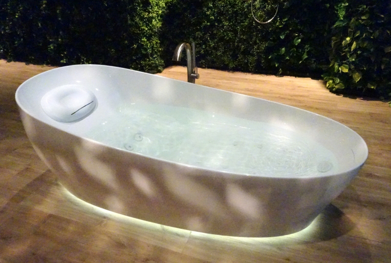 Toto flotation tub