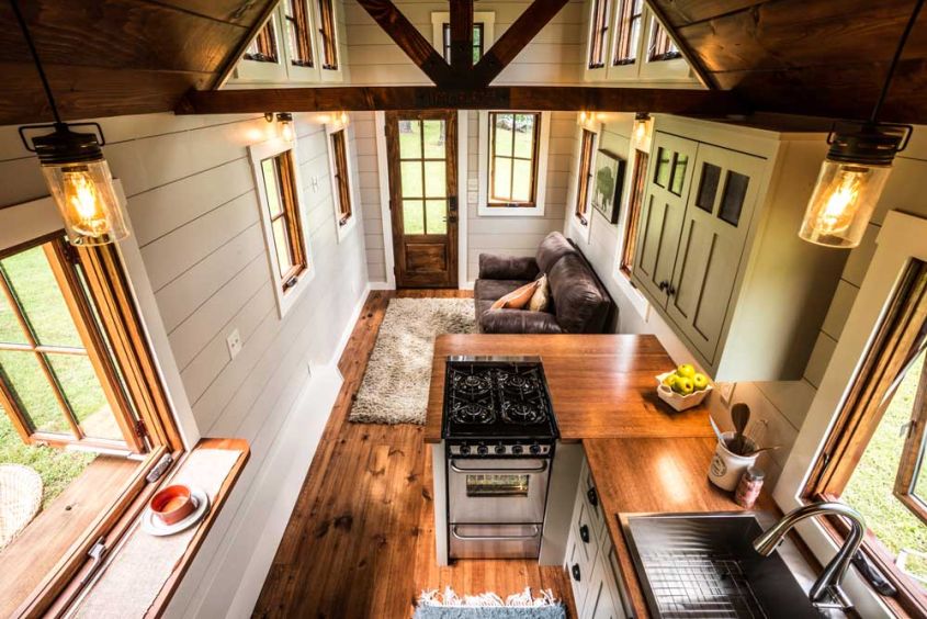 40 Best Tiny Houses On Wheels That Are Downright Inspiring,Chair And A Half Dimensions