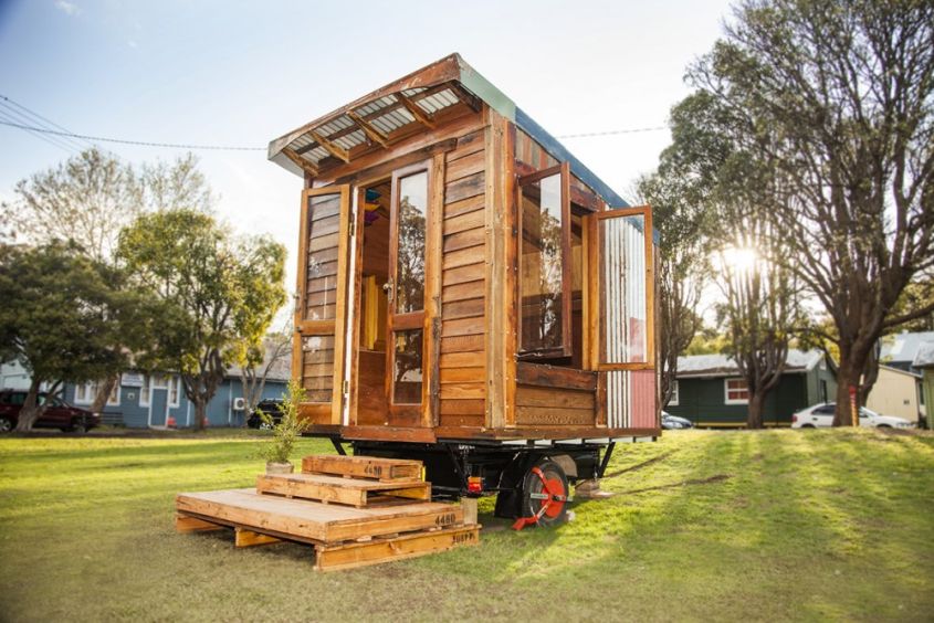 Tiny house on wheels by The Upcyclist