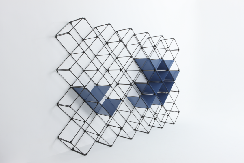 +X modular bookshelf by Niu Lei