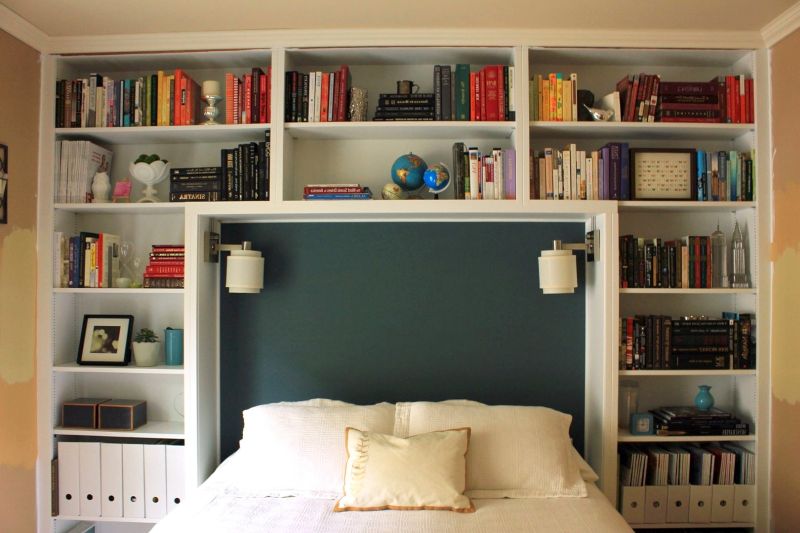 Bedroom vertical shelves