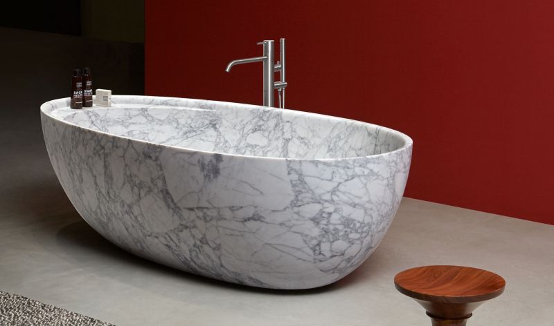 Carrara Marble Freestanding Bathtub from Antoniolupi
