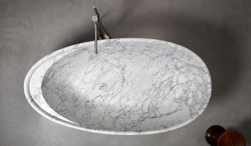 Carrara Marble Freestanding Bathtub from Antoniolupi
