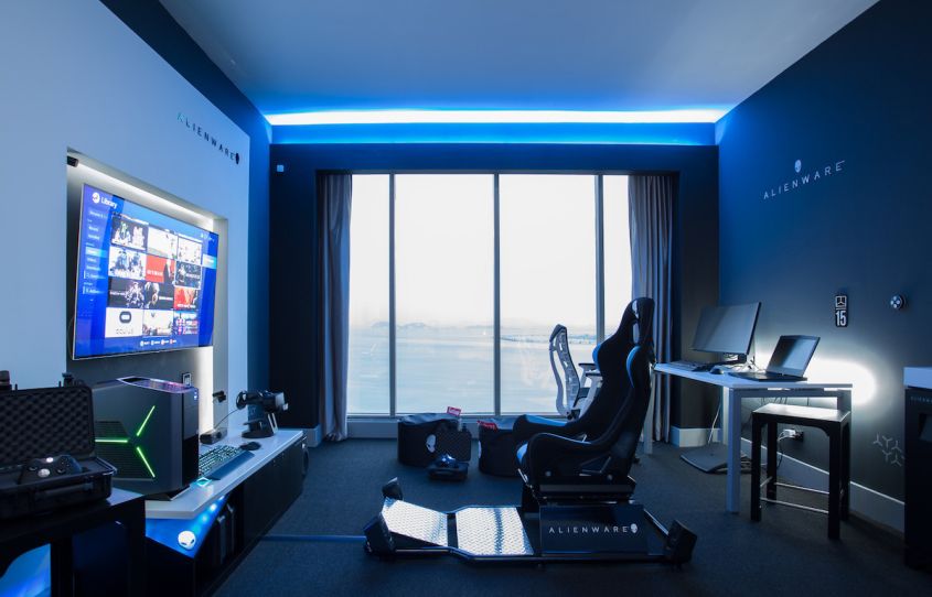 Hilton Panama Alienware Room - Gaming hotel room