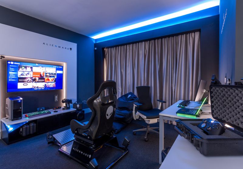 Hilton Panama Alienware Room - Gaming hotel room