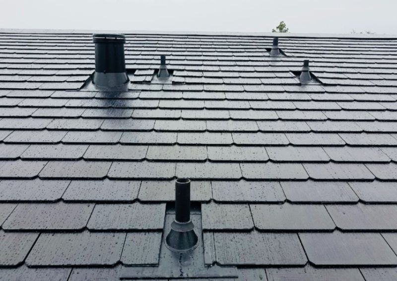 Tesla Solar Roof tiles - off grid sustainable energy