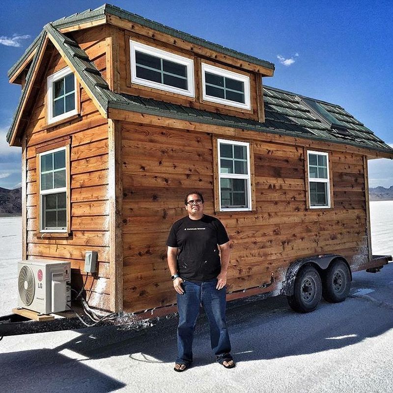 Man Builds Tiny Home on Wheels with iPhone-Controlled Skylight