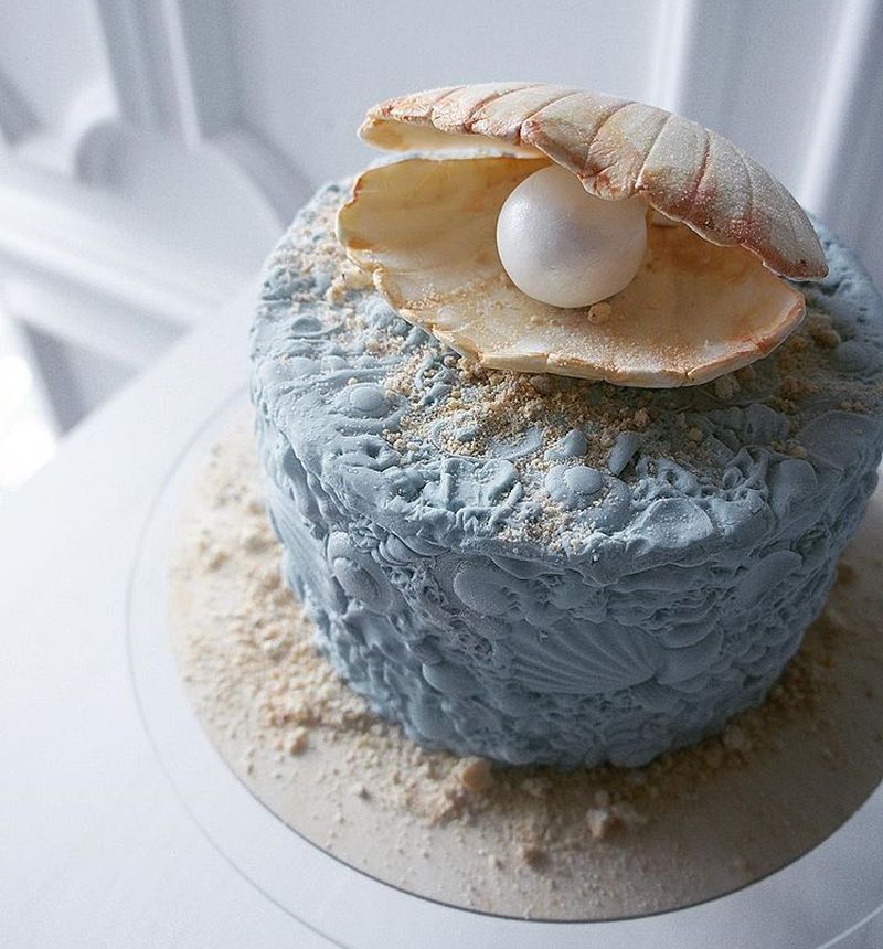 Beautifully-designed Cakes by Elena Gnut That’ll Give You Goosebumps