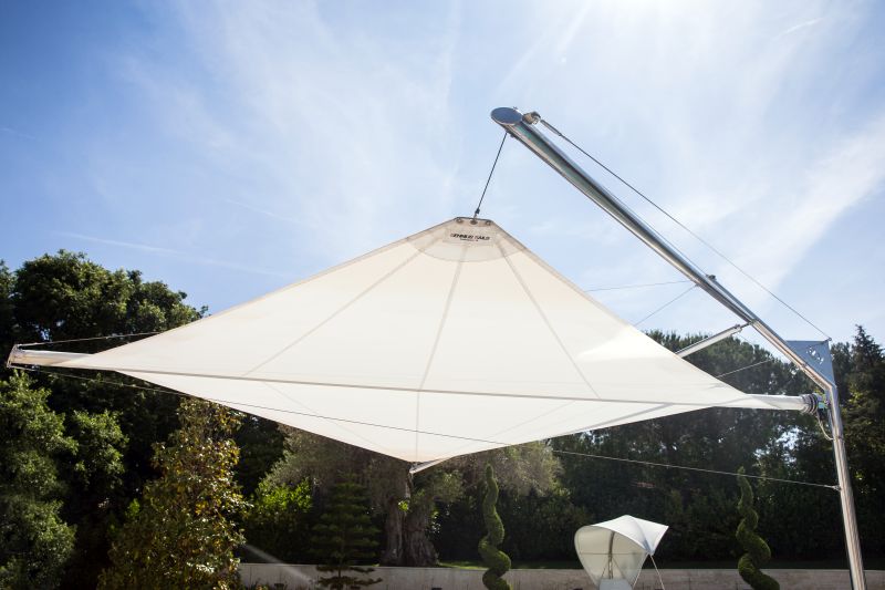 Kolibrie Motorized Shade Sails by KE Outdoor Design are Made from Nautical Fabric