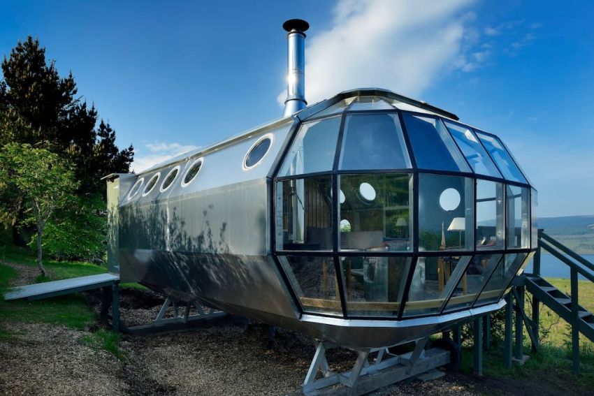 AirShip 002 on Airbnb