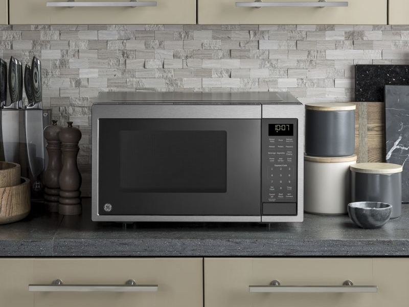 GE Appliances’ Smart Countertop Microwave Talks With Google Assistant