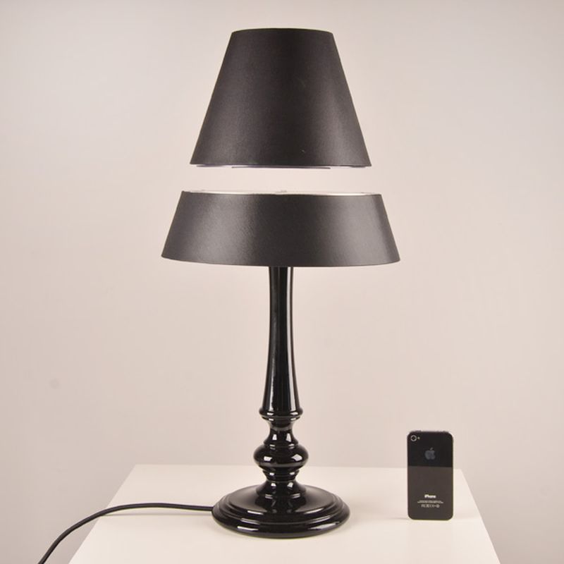 Levitating Table Lamp by Crealev